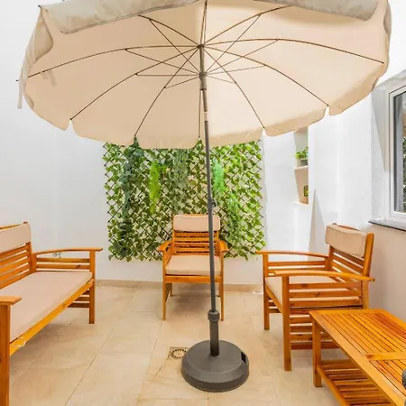 Appartement Hjs Plaza I *