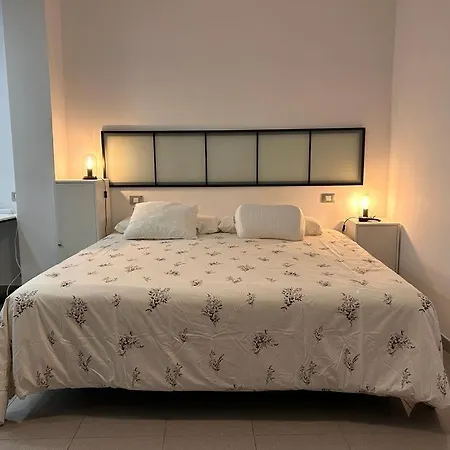 شقة Hjs Plaza Suites Apartments I *