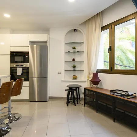 شقة Hjs Plaza Suites Apartments I