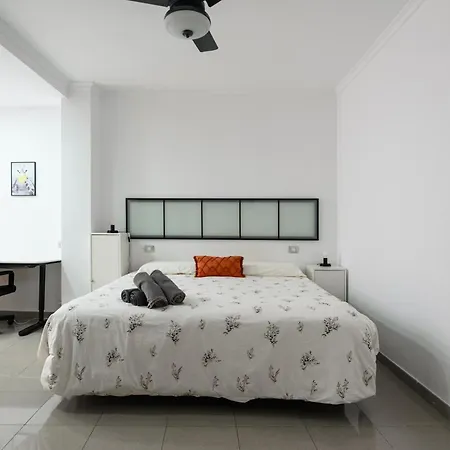 Hjs Plaza Suites Apartments I شقة *