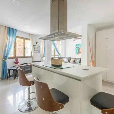 شقة Hjs Plaza Suites Apartments I