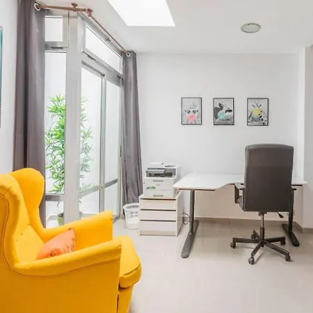 شقة Hjs Plaza Suites Apartments I *